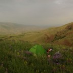 Hitchhiking in Armenia: camping on the way to Tatev