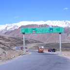 Hitchhiking in India: Sarchu and arrival in Manali